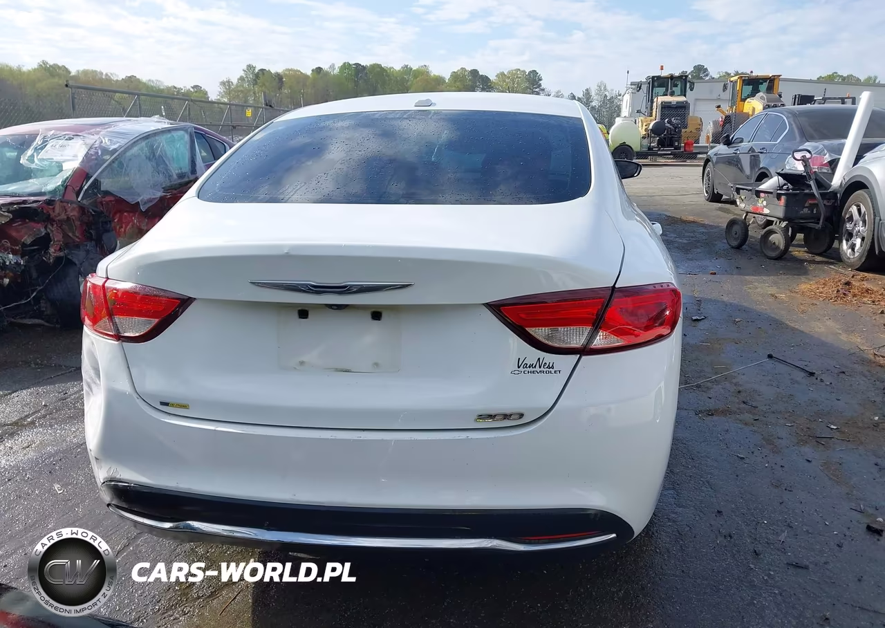2015 Chrysler 200 Limited VIN:1C3CCCAB9FN684777 - 16