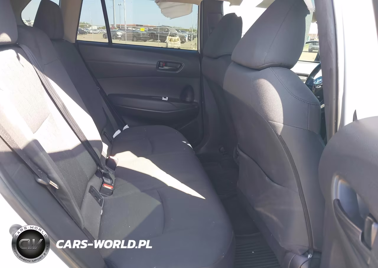 2022 Toyota Corolla Cross Le VIN:7MUCAAAG0NV017404 - 8