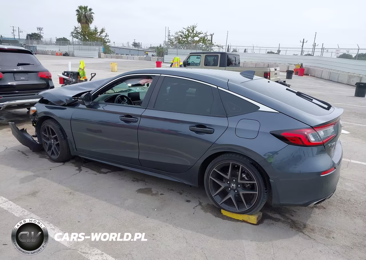 2024 Honda Civic Sport Touring VIN:19XFL1H86RE033171 - 3