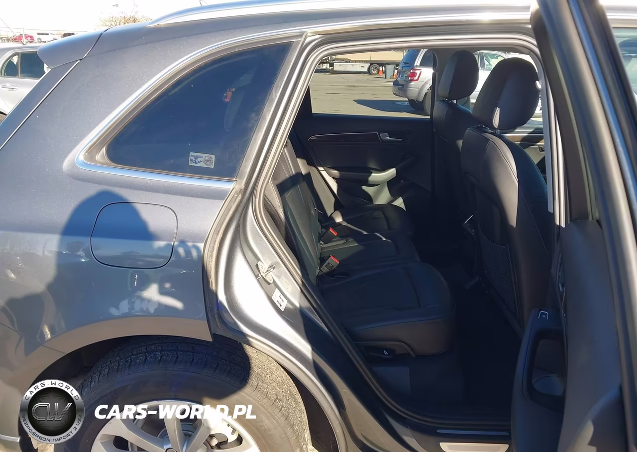 2015 Audi Q5 2.0T Premium VIN:WA1LFAFP9FA024994 - 8