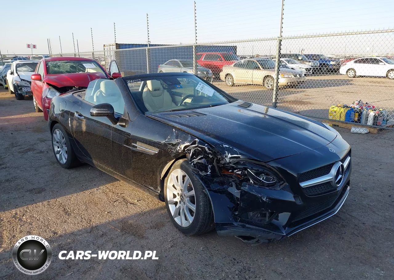 2017 Mercedes-Benz Slc 300
