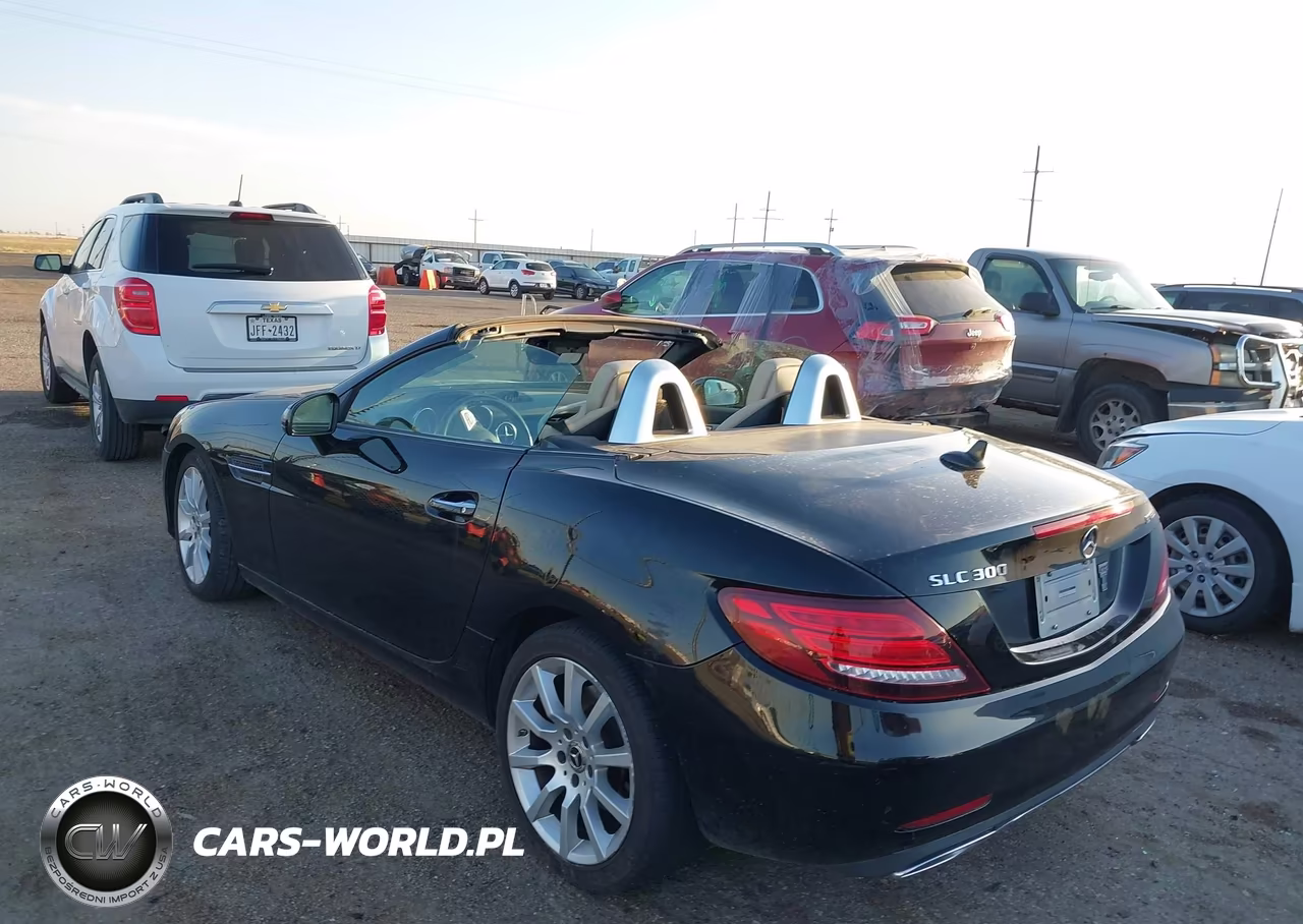 2017 Mercedes-Benz Slc 300 VIN:WDDPK3JA8HF144086 - 3