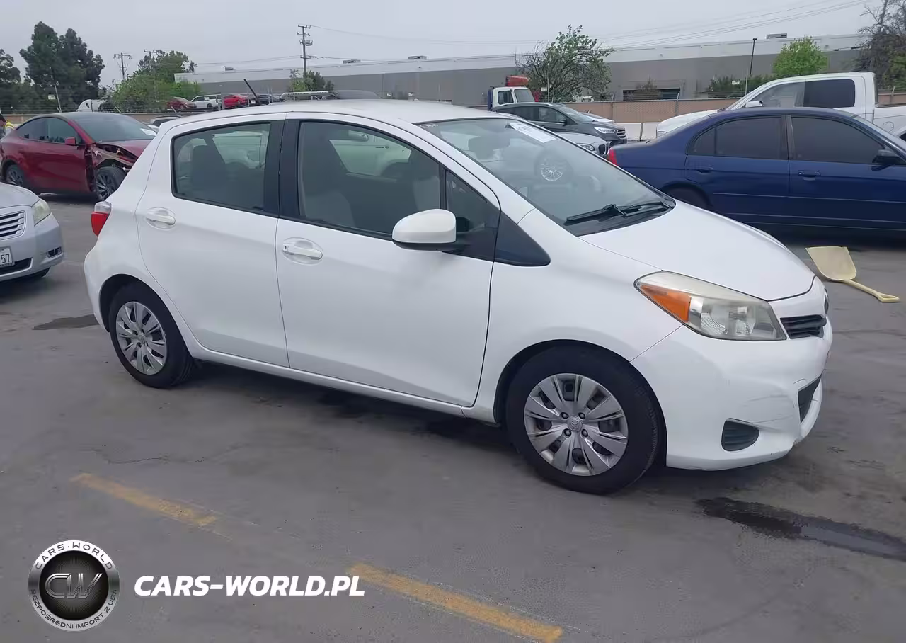2012 Toyota Yaris L