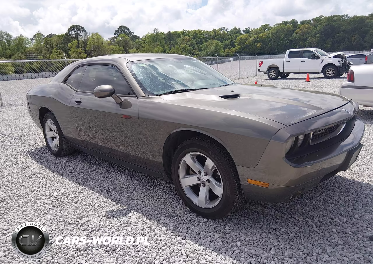 2010 Dodge Challenger Se