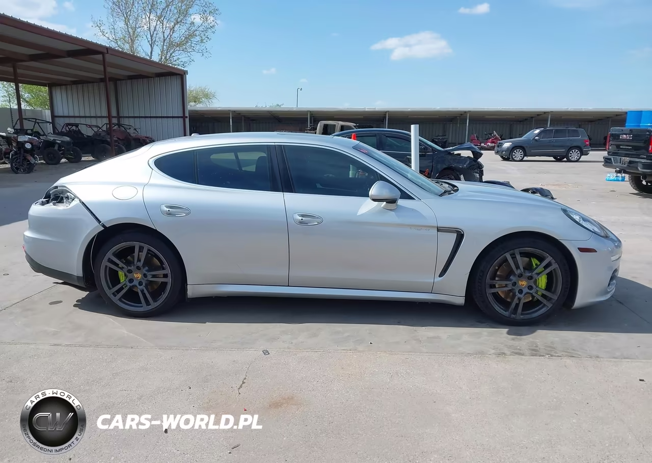 2014 Porsche Panamera E-Hybrid S VIN:WP0AD2A75EL044730 - 14