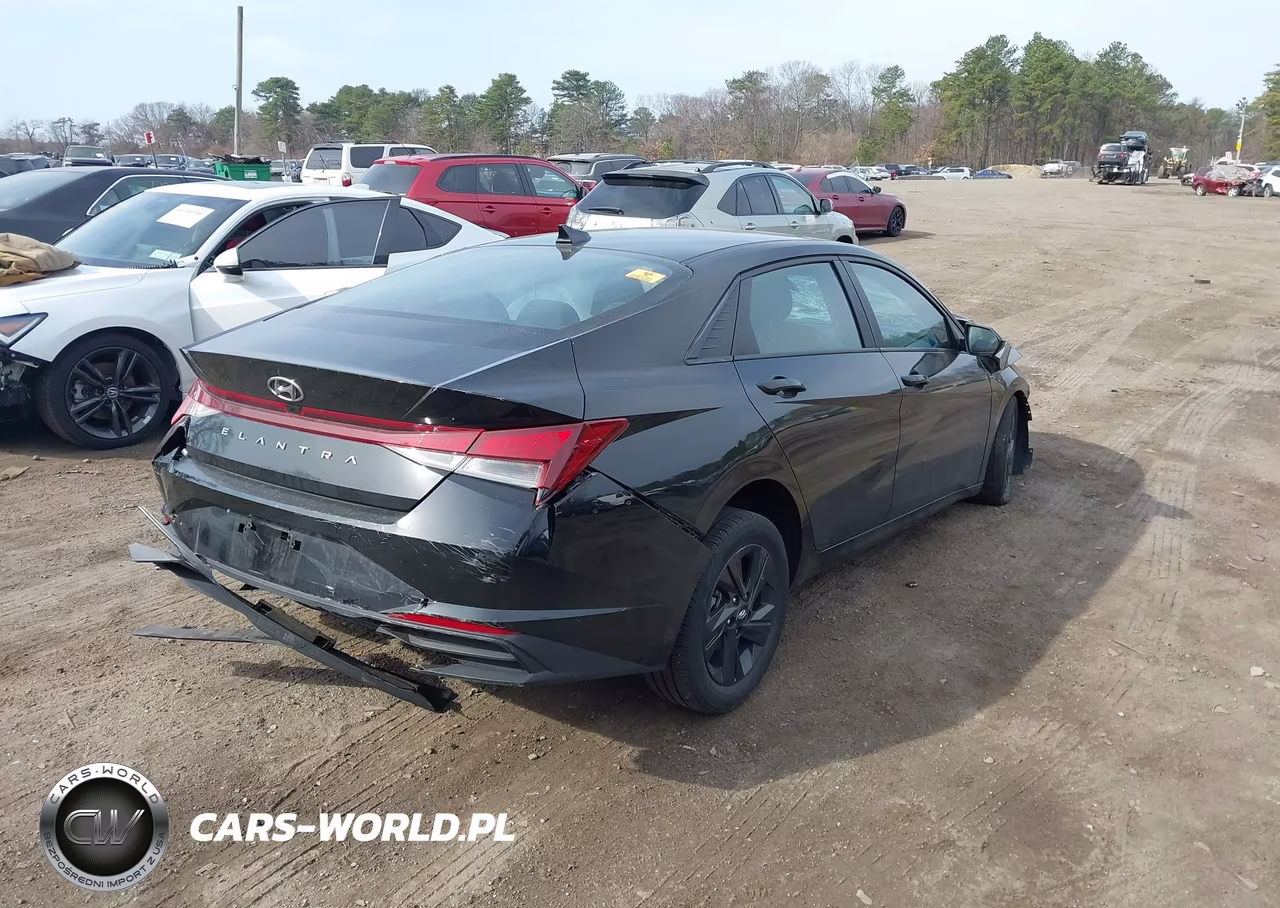 2023 Hyundai Elantra Sel VIN:KMHLM4AG7PU380313 - 4