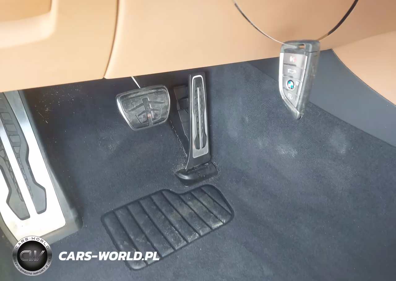 2023 BMW M550 I xDrive VIN:WBA13BK07PCN64464 - 11