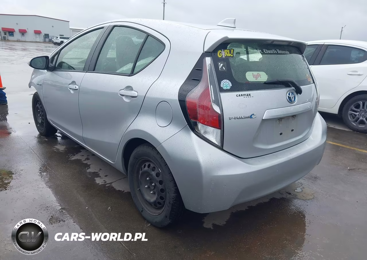 2016 Toyota Prius C One VIN:JTDKDTB30G1120973 - 3