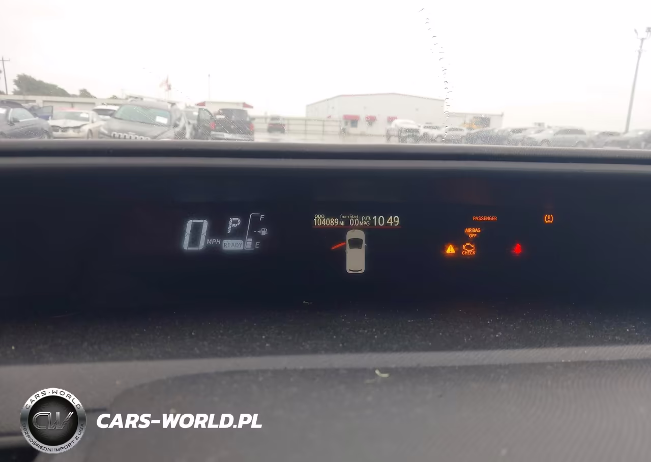 2016 Toyota Prius C One VIN:JTDKDTB30G1120973 - 7