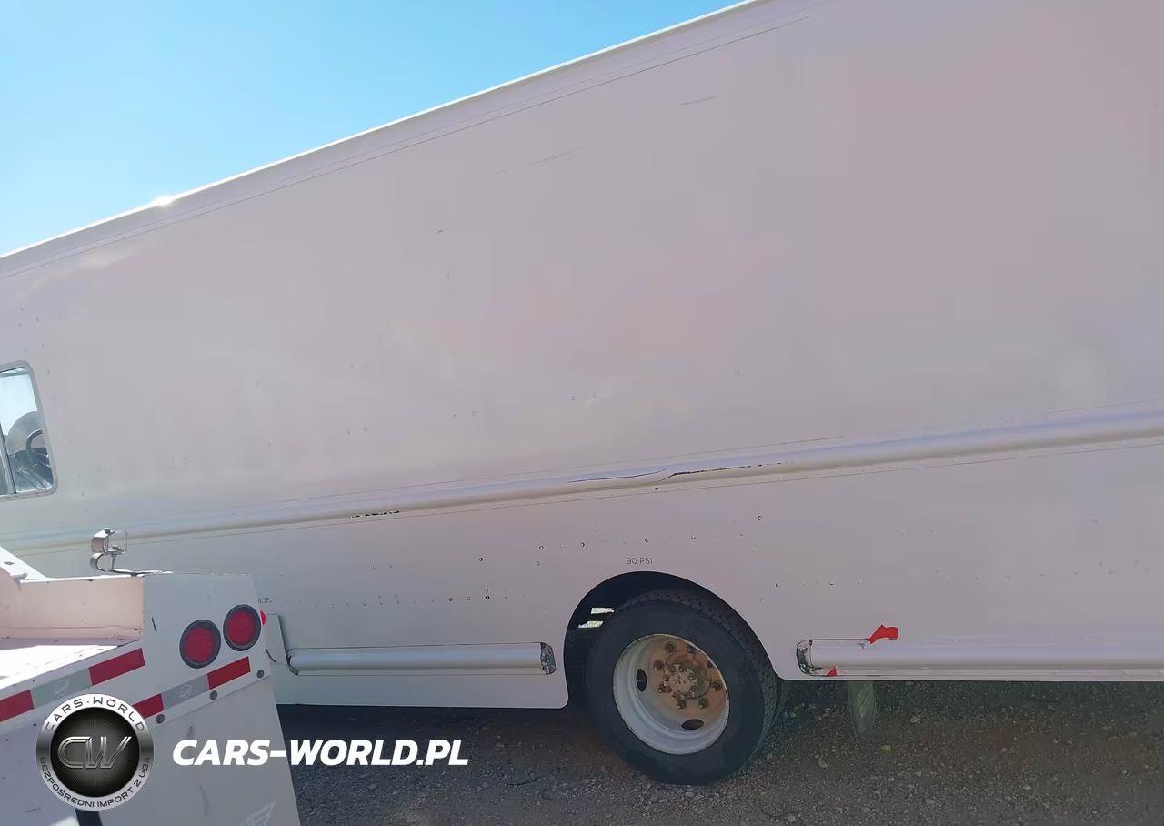 2010 Freightliner Chassis M Line Walk-In Van VIN:4UZAAPDU8ACAS1698 - 14