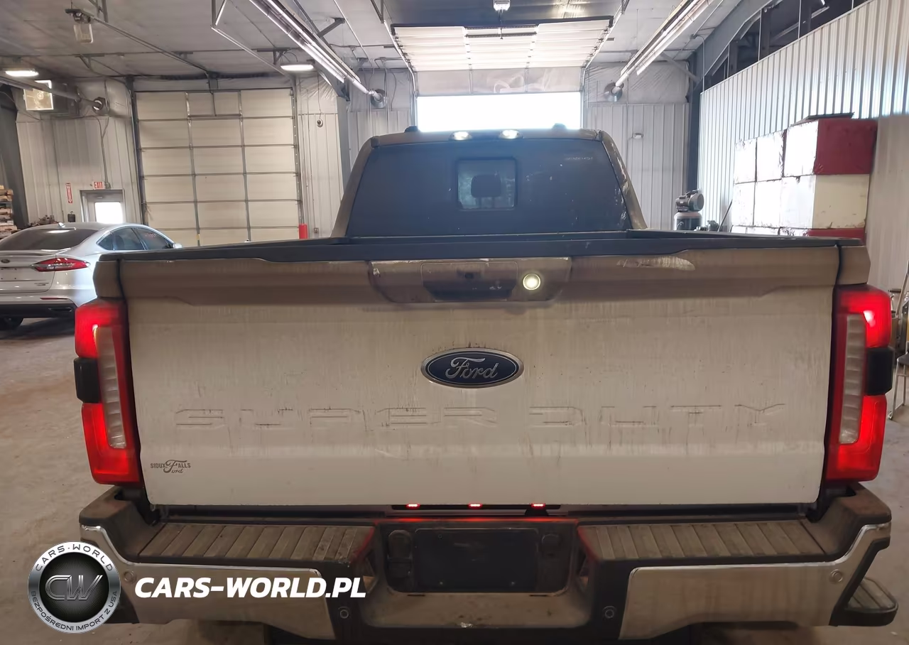 2024 Ford F-350 Lariat VIN:1FT8W3DMXREC88643 - 8