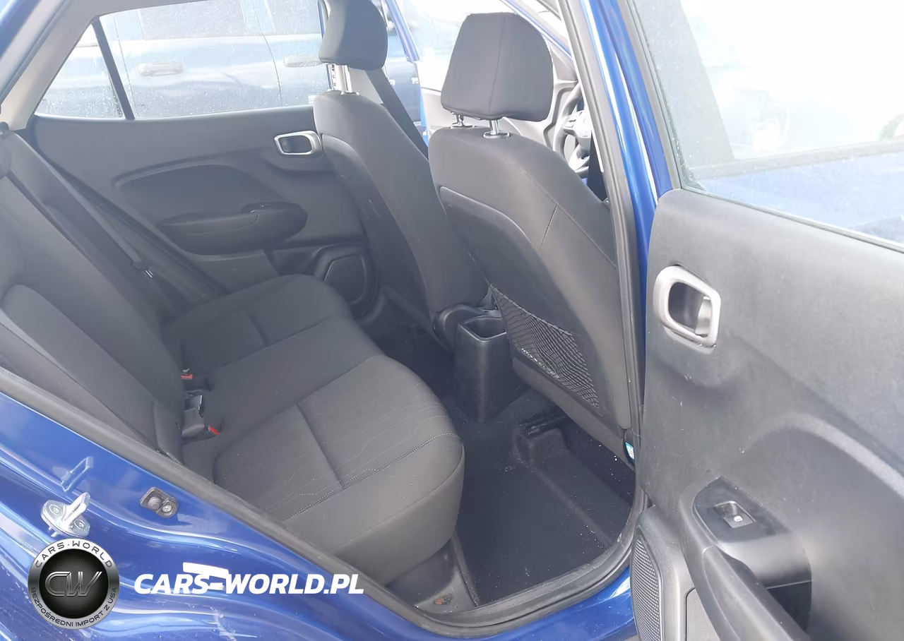 2021 Hyundai Venue Se VIN:KMHRB8A35MU120735 - 8