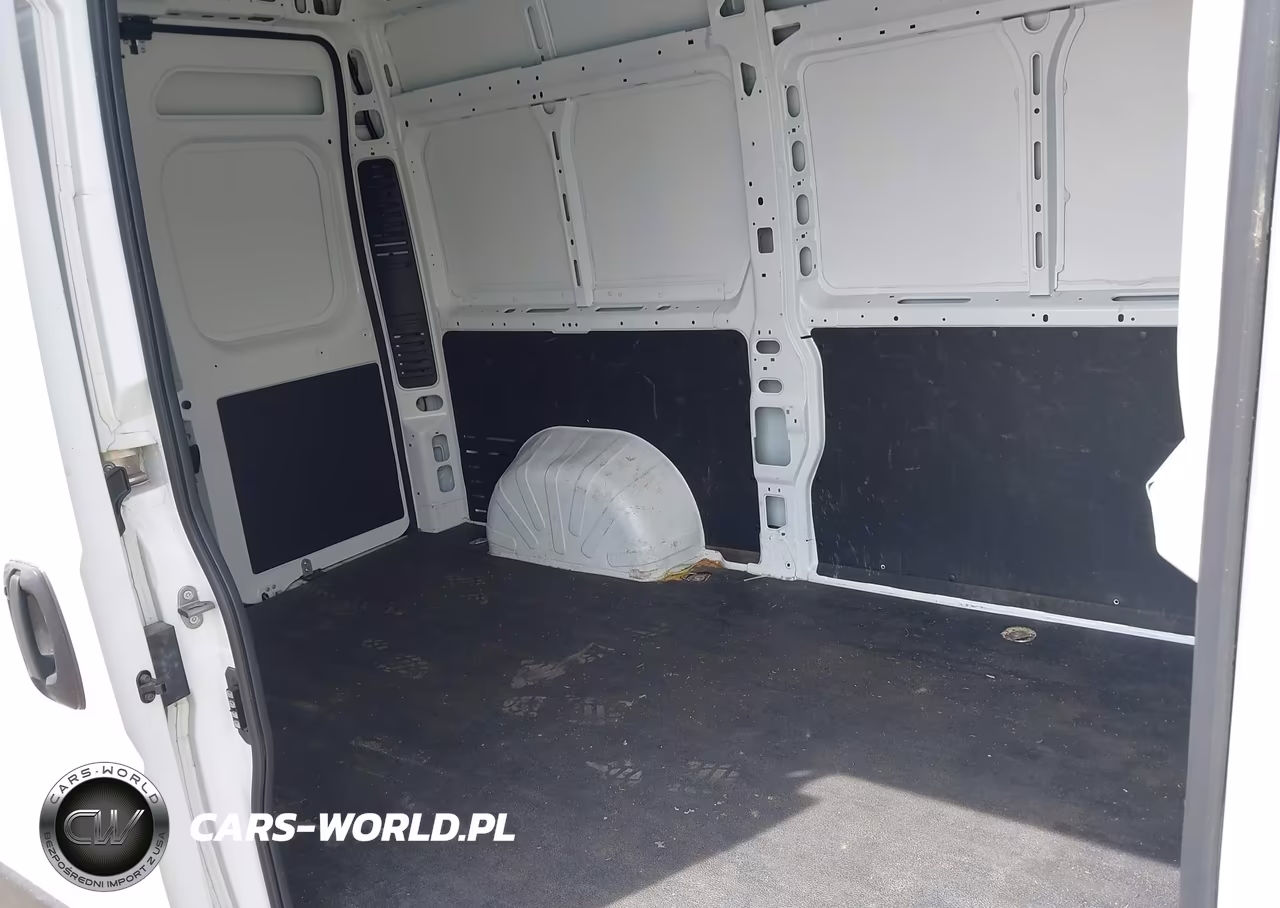 2025 Ram Promaster 2500 VIN:3C6LRVCG0SE514537 - 8