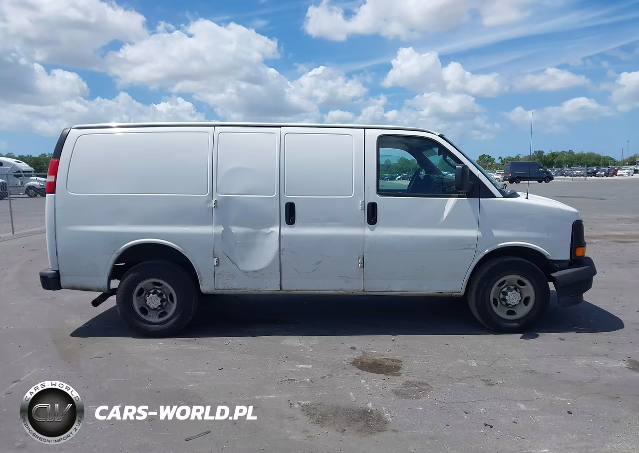 2017 Chevrolet Express 2500 Work Van VIN:1GCWGAFF9H1133160 - 13