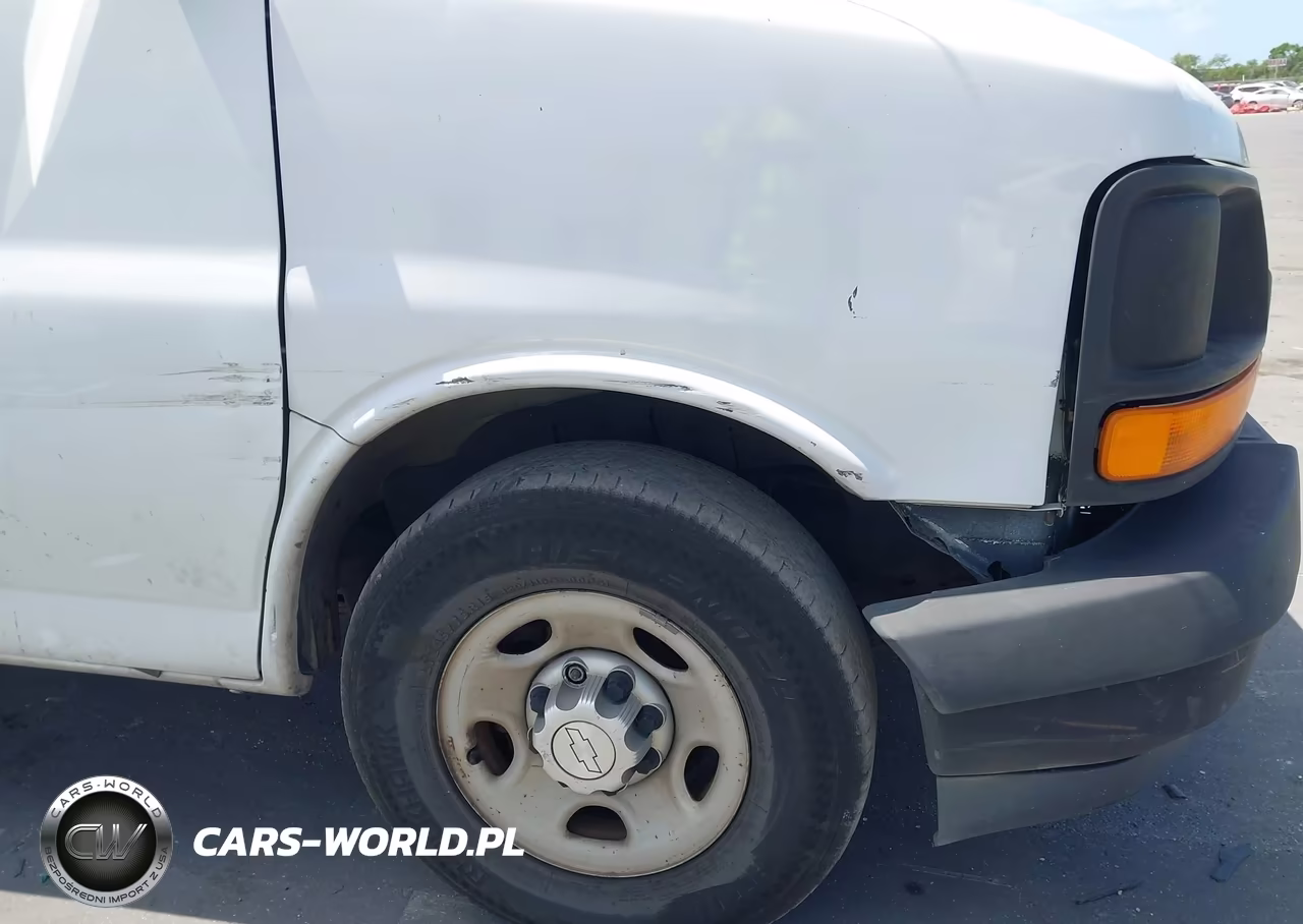 2017 Chevrolet Express 2500 Work Van VIN:1GCWGAFF9H1133160 - 17