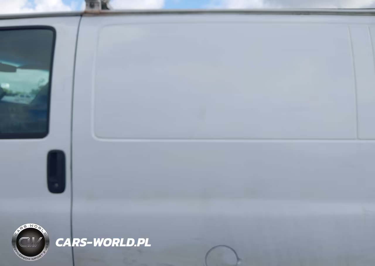 2016 Chevrolet Express 2500 Work Van VIN:1GCWGAFF1G1126086 - 14