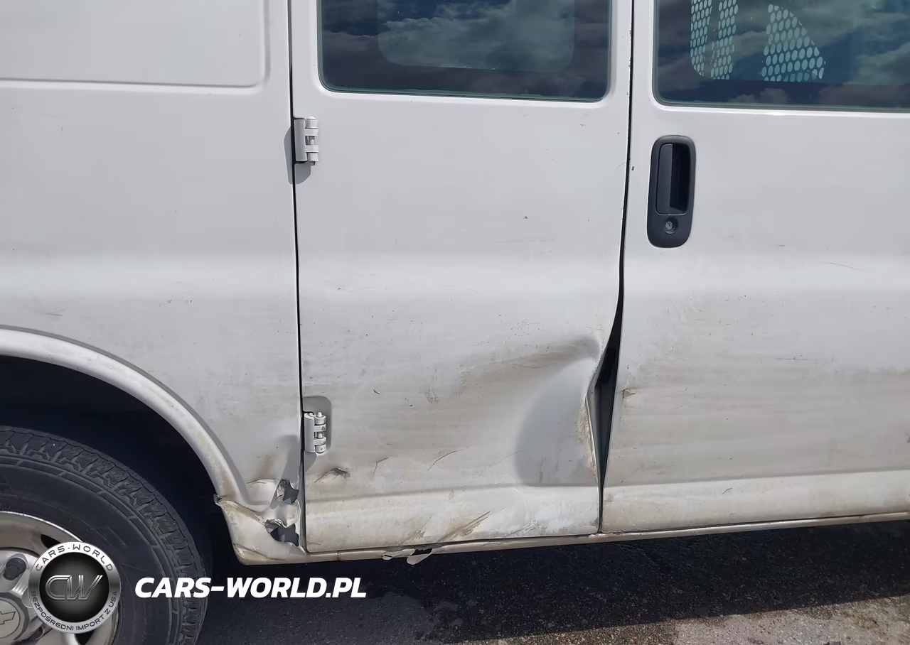2016 Chevrolet Express 2500 Work Van VIN:1GCWGAFF1G1126086 - 19