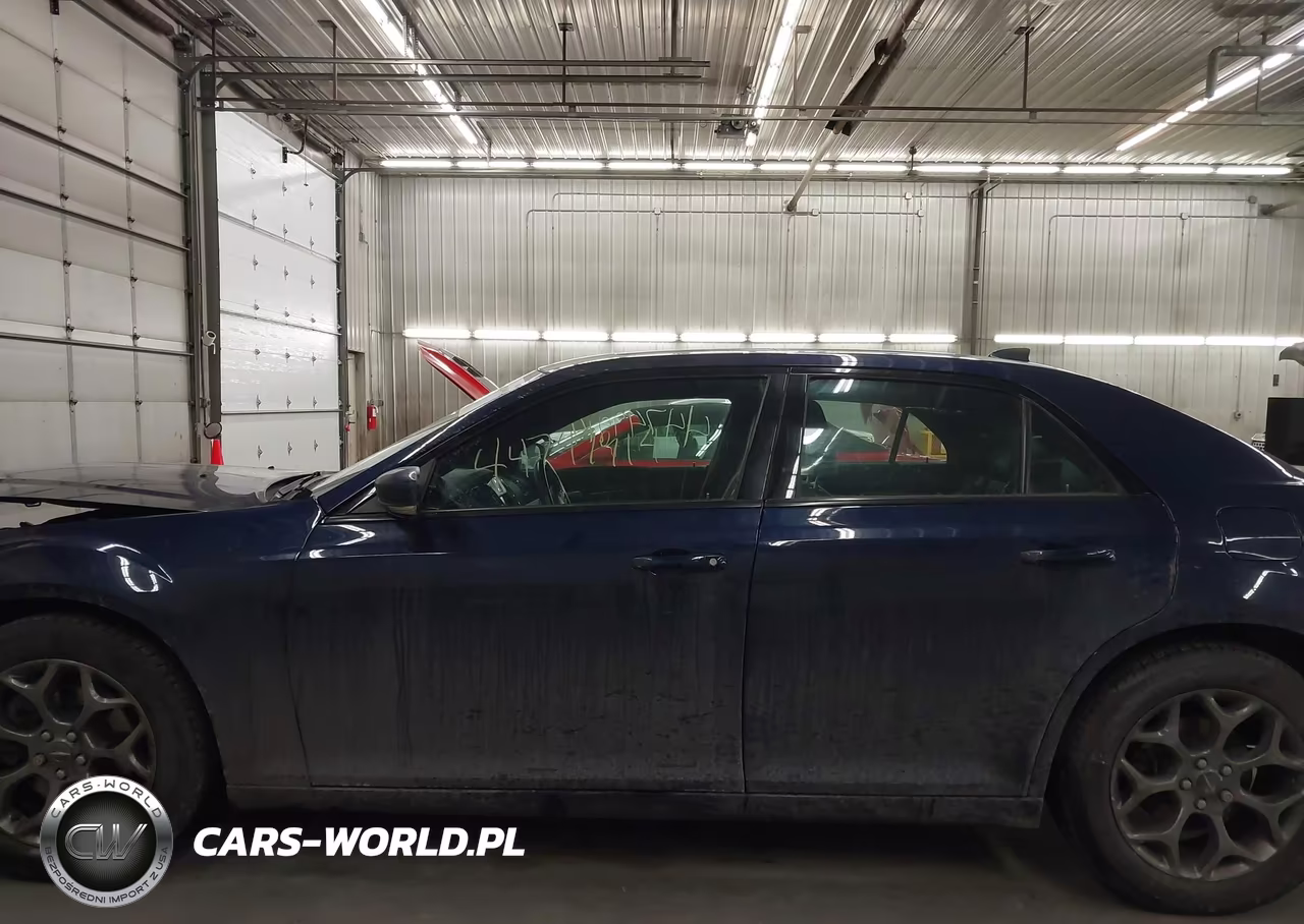2017 Chrysler 300 300S Awd VIN:2C3CCAGG1HH522113 - 15