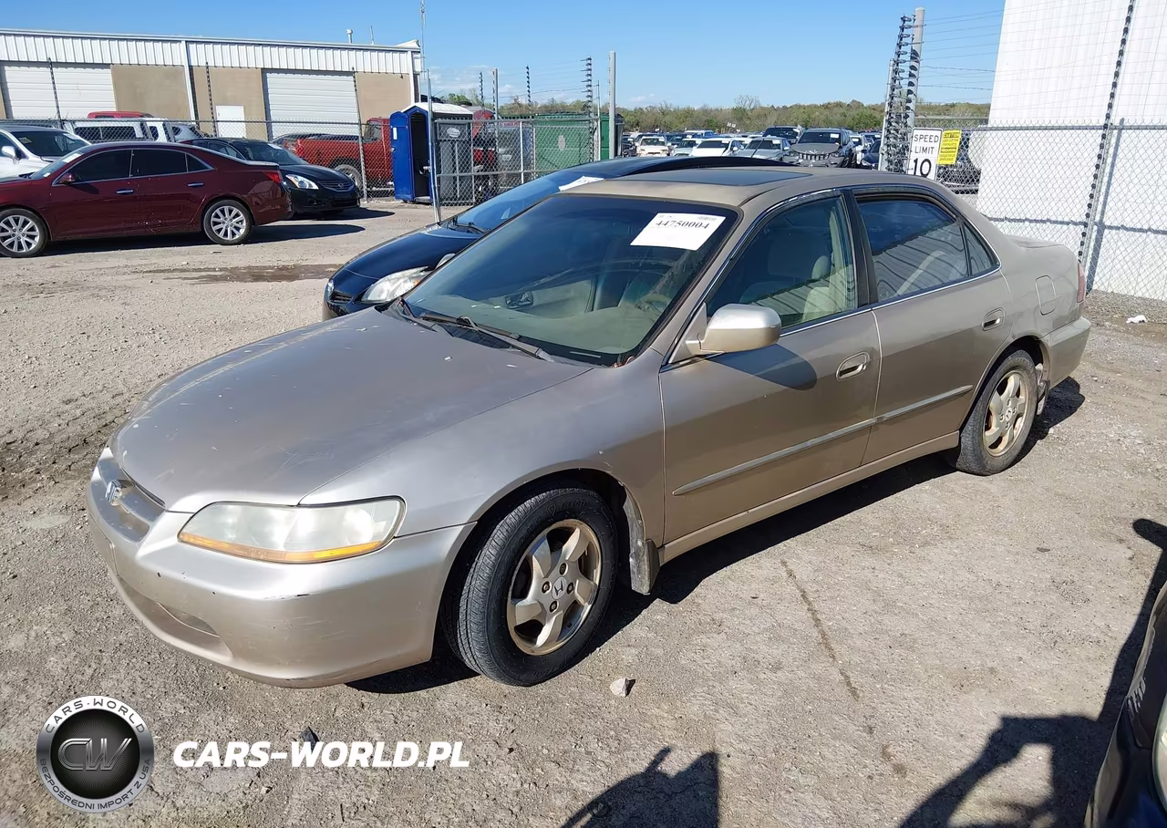 2000 Honda Accord 2.3 Ex VIN:1HGCG5559YA051613 - 2
