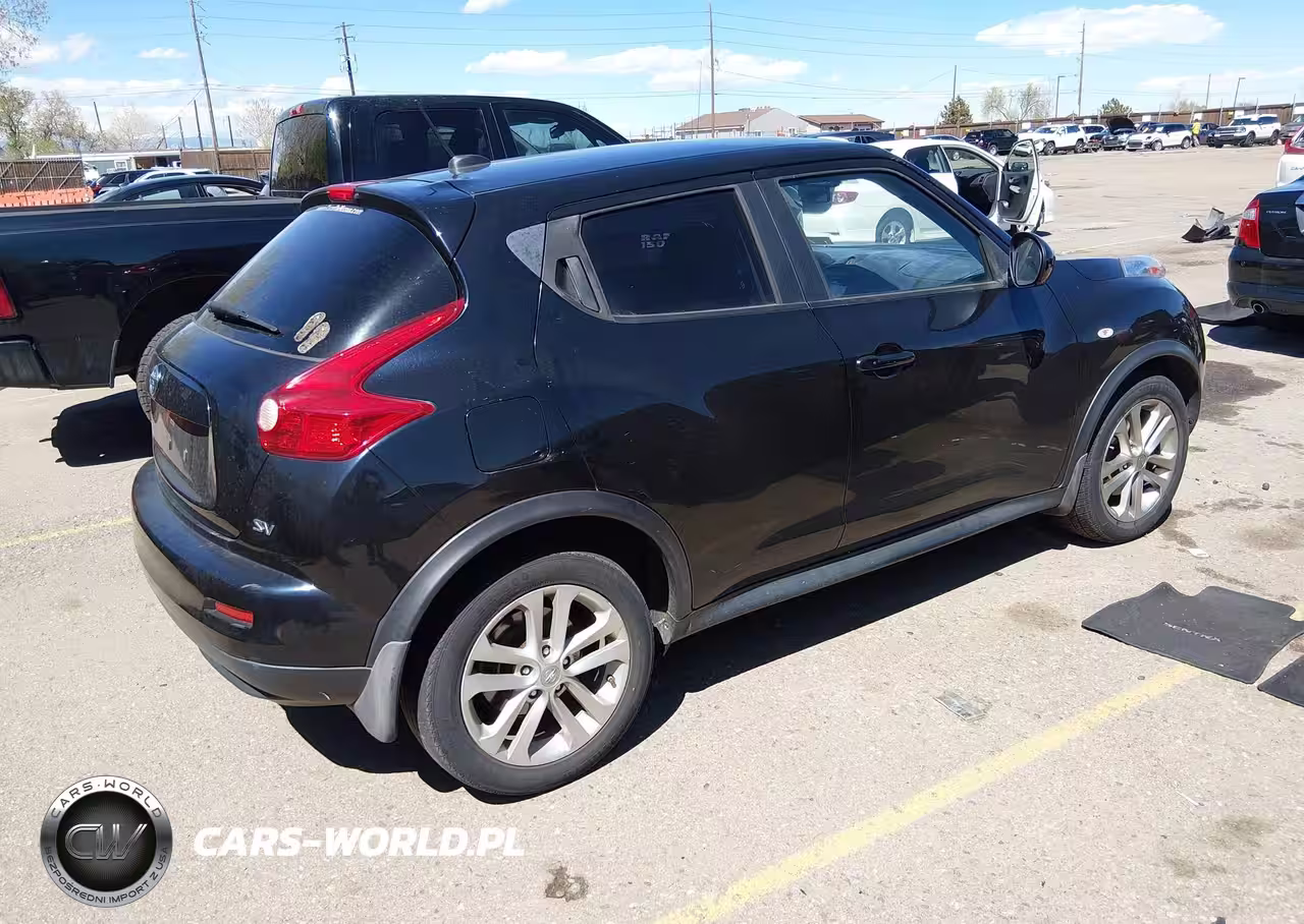 2011 Nissan Juke Sv VIN:JN8AF5MR9BT018947 - 4