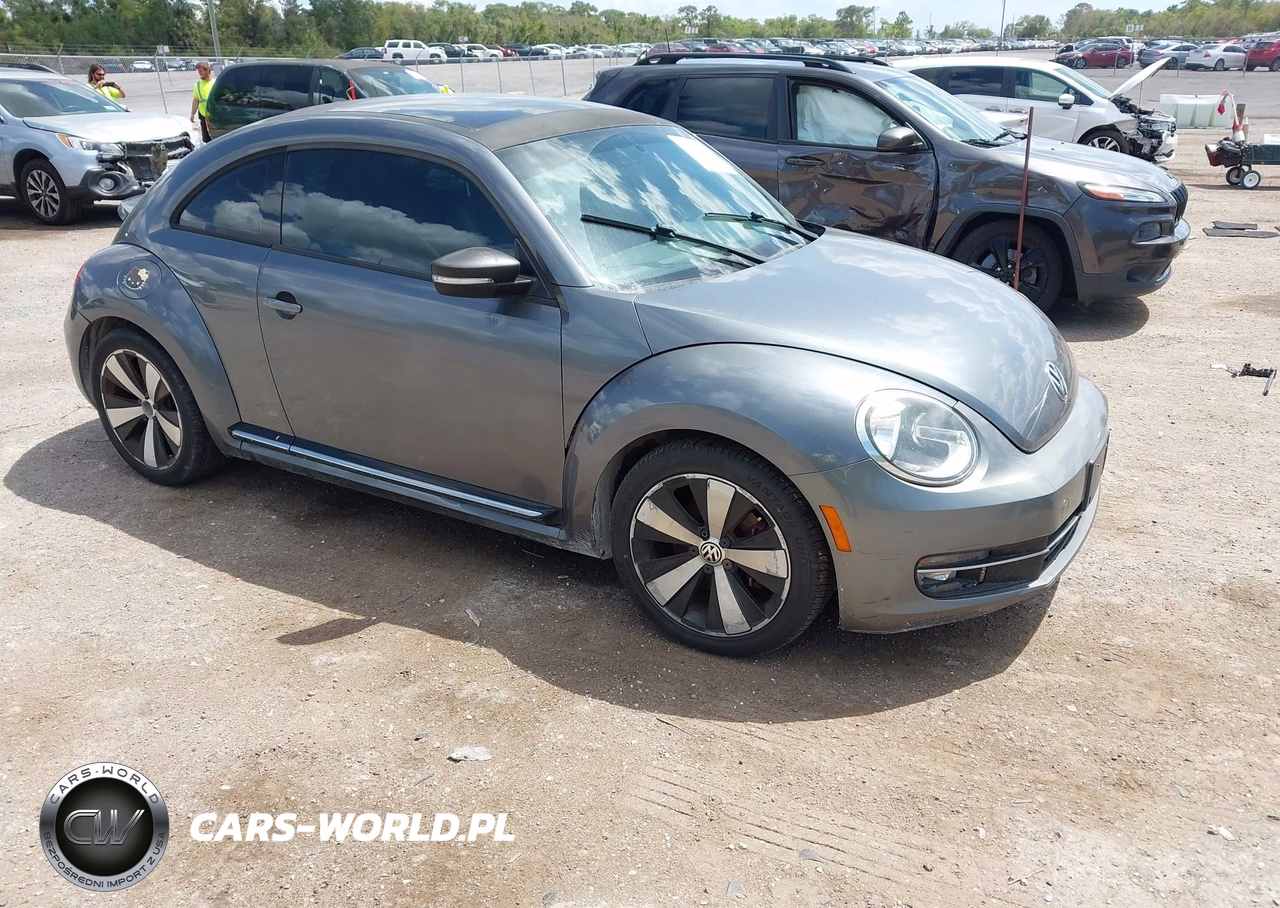 2012 Volkswagen Beetle 2.0T Turbo