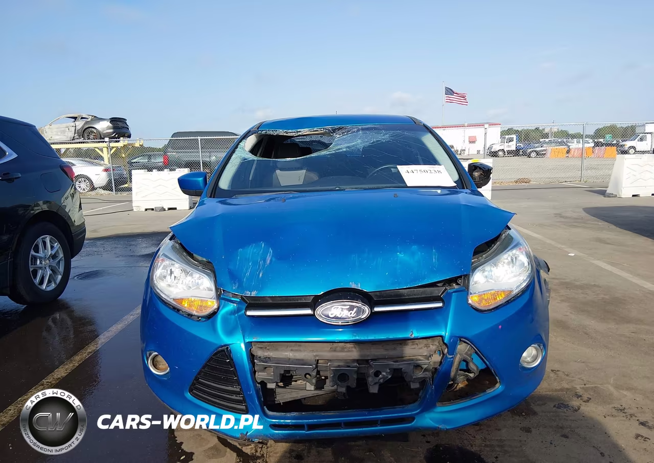 2012 Ford Focus Se VIN:1FAHP3F26CL258007 - 13