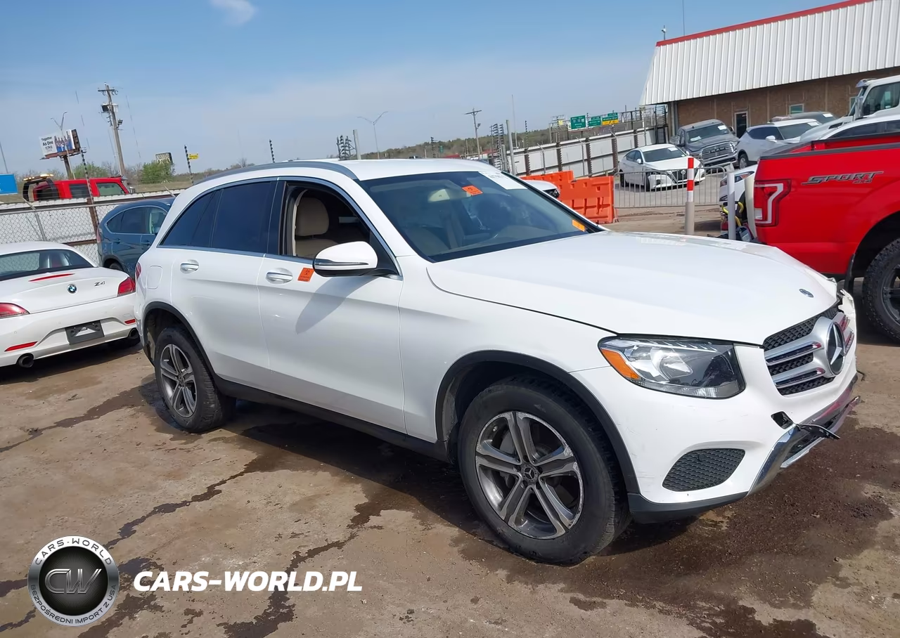 2019 Mercedes-Benz Glc 300 – zdjęcie 1 z 16