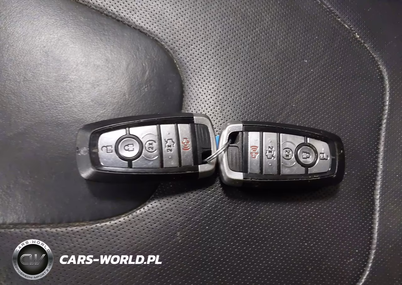 2019 Ford Fusion Energi Titanium VIN:3FA6P0SU3KR258351 - 11