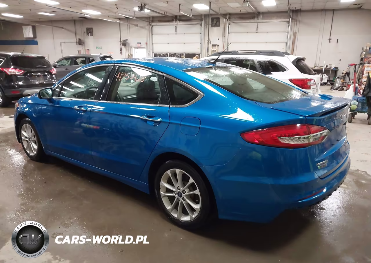 2019 Ford Fusion Energi Titanium VIN:3FA6P0SU3KR258351 - 3