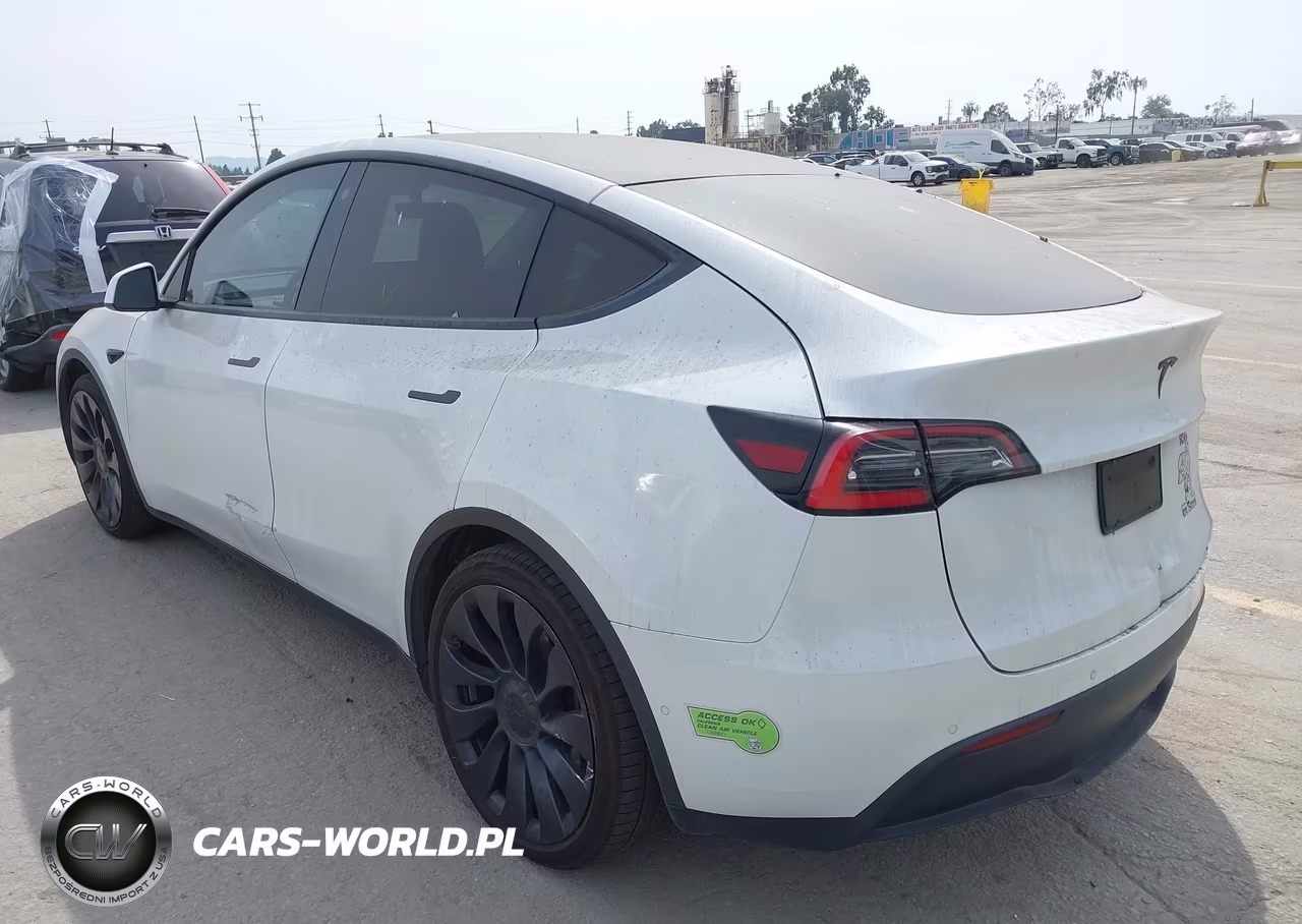 2021 Tesla Model Y Long Range Dual Motor All-Wheel Drive VIN:5YJYGDEE0MF068638 - 3