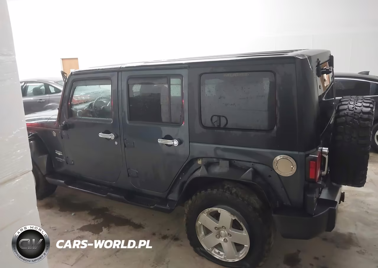 2008 Jeep Wrangler Unlimited Sahara VIN:1J4GA59158L598191 - 15