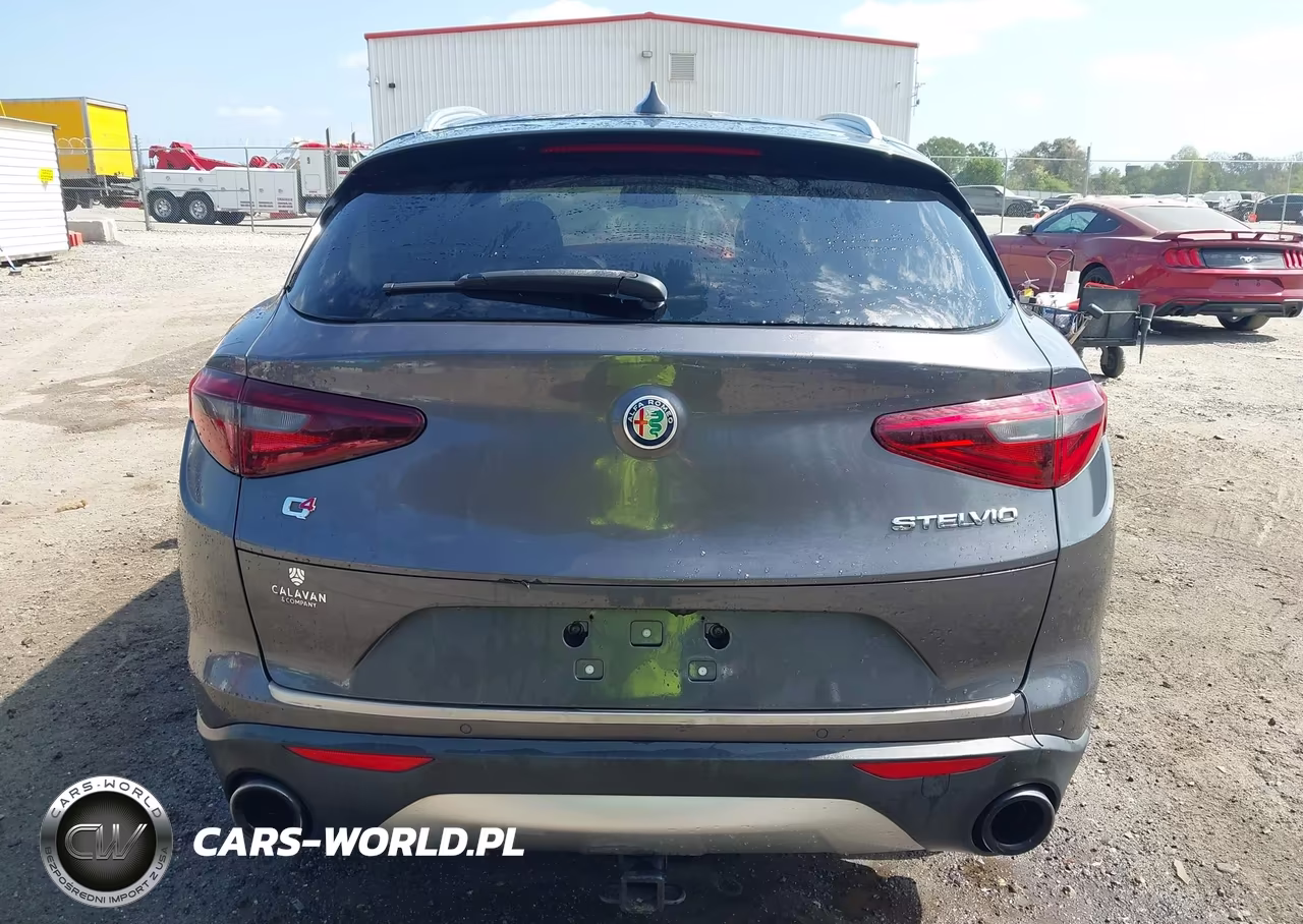 2018 Alfa Romeo Stelvio Ti Awd VIN:ZASFAKBN8J7B62146 - 15