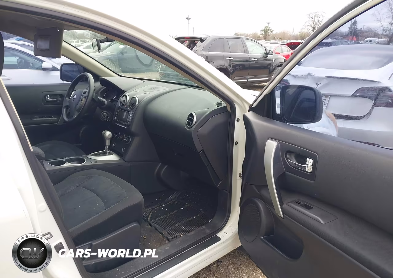 2014 Nissan Rogue Select S VIN:JN8AS5MT5EW621694 - 5