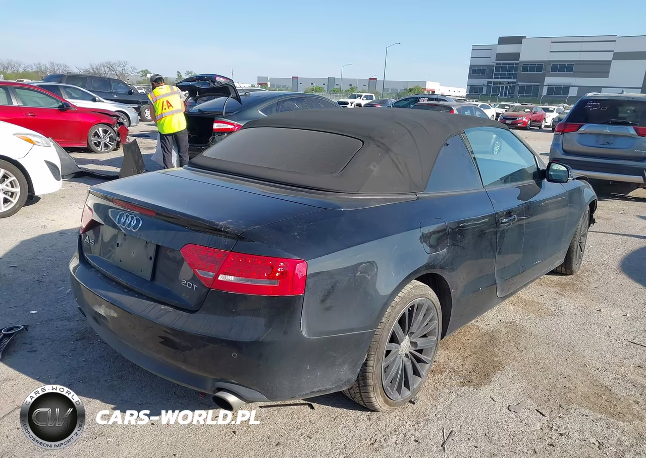 2011 Audi A5 2.0T Premium VIN:WAUJFAFH3BN017335 - 4