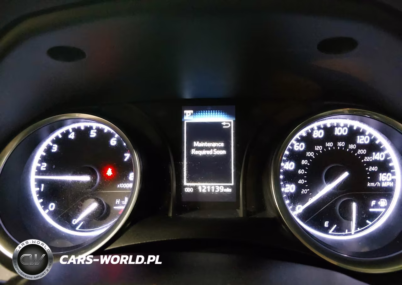 2018 Toyota Camry Le VIN:4T1B11HK1JU609475 - 7