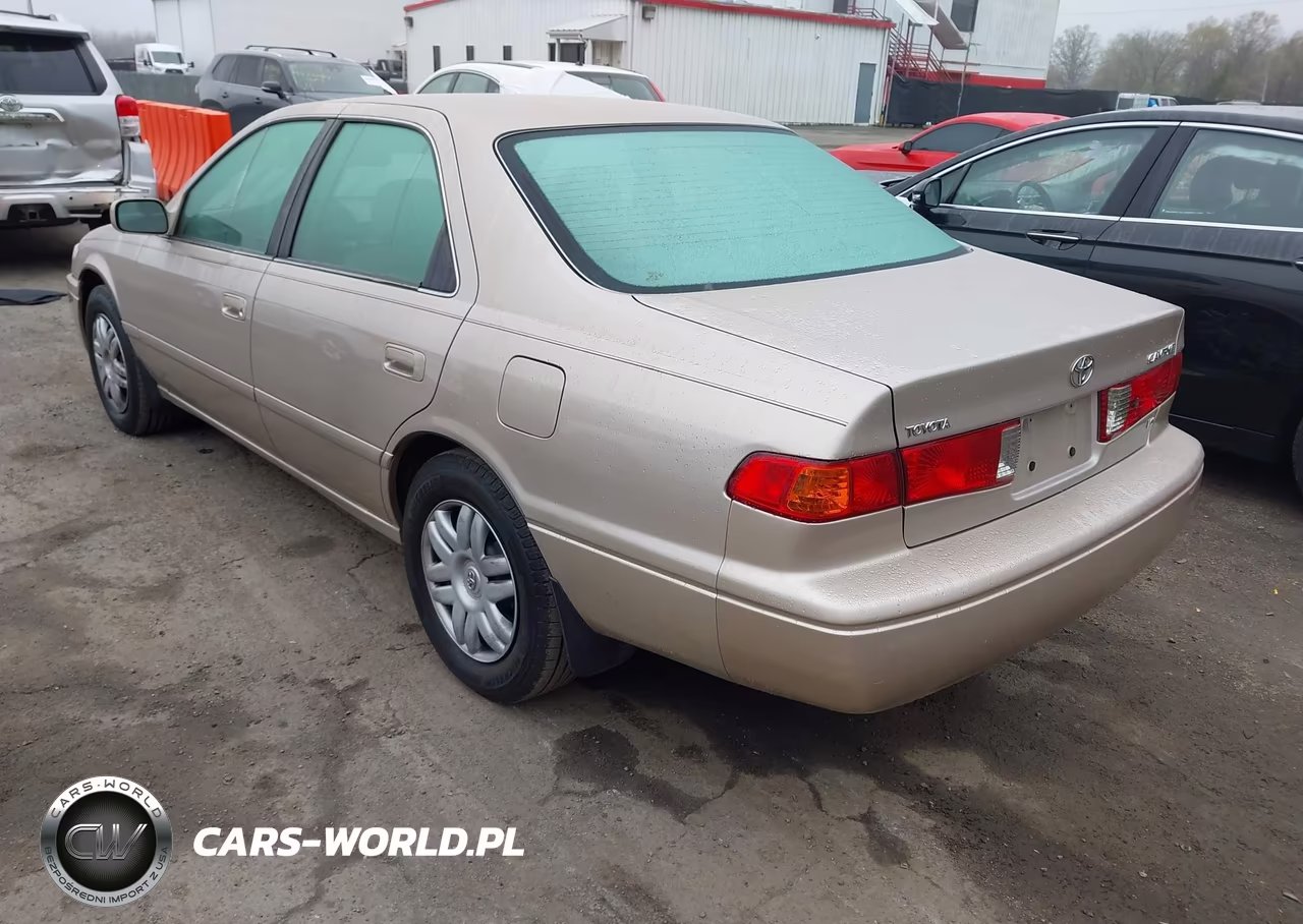 2000 Toyota Camry Le V6 VIN:4T1BF22K3YU111885 - 3