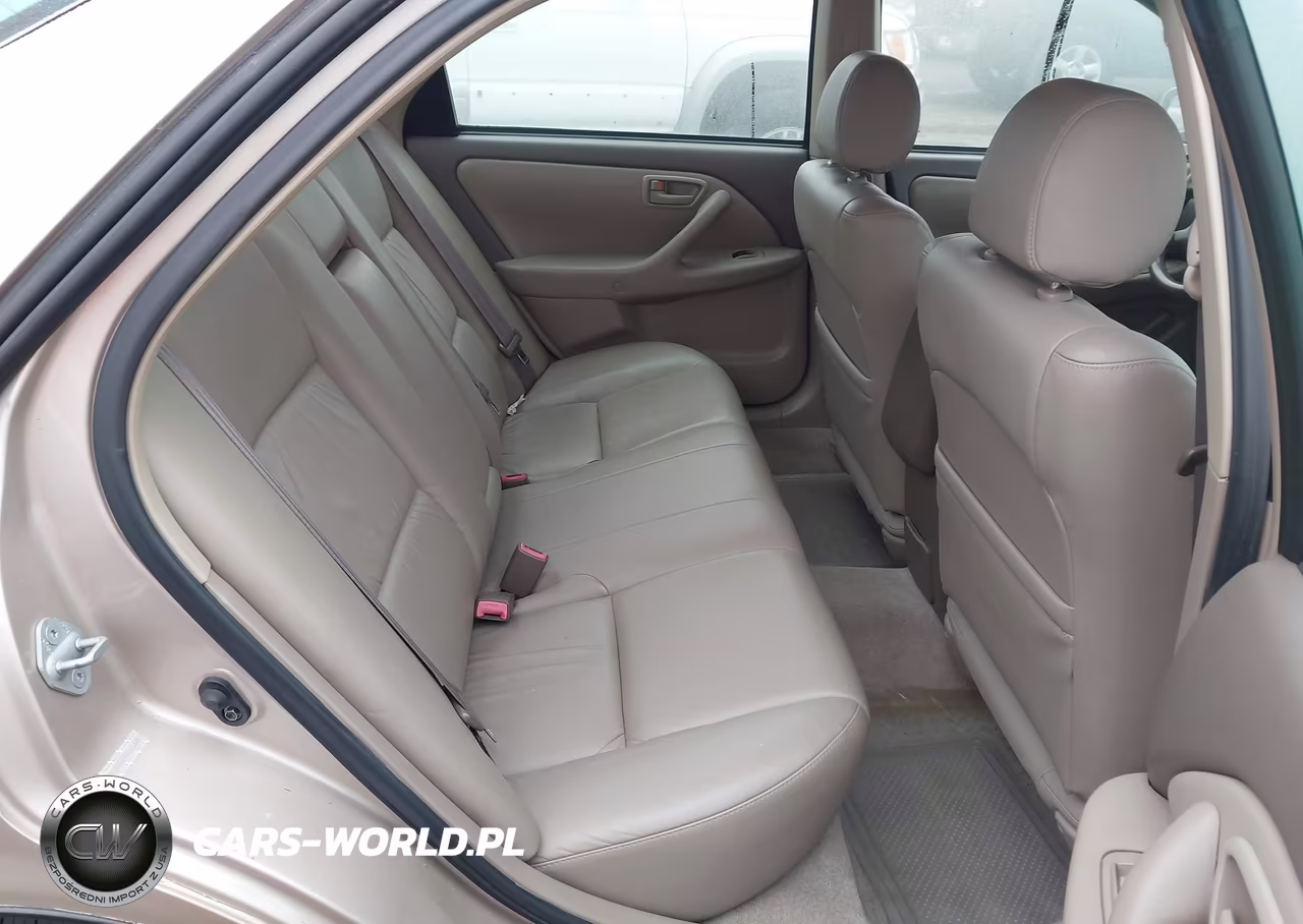 2000 Toyota Camry Le V6 VIN:4T1BF22K3YU111885 - 8