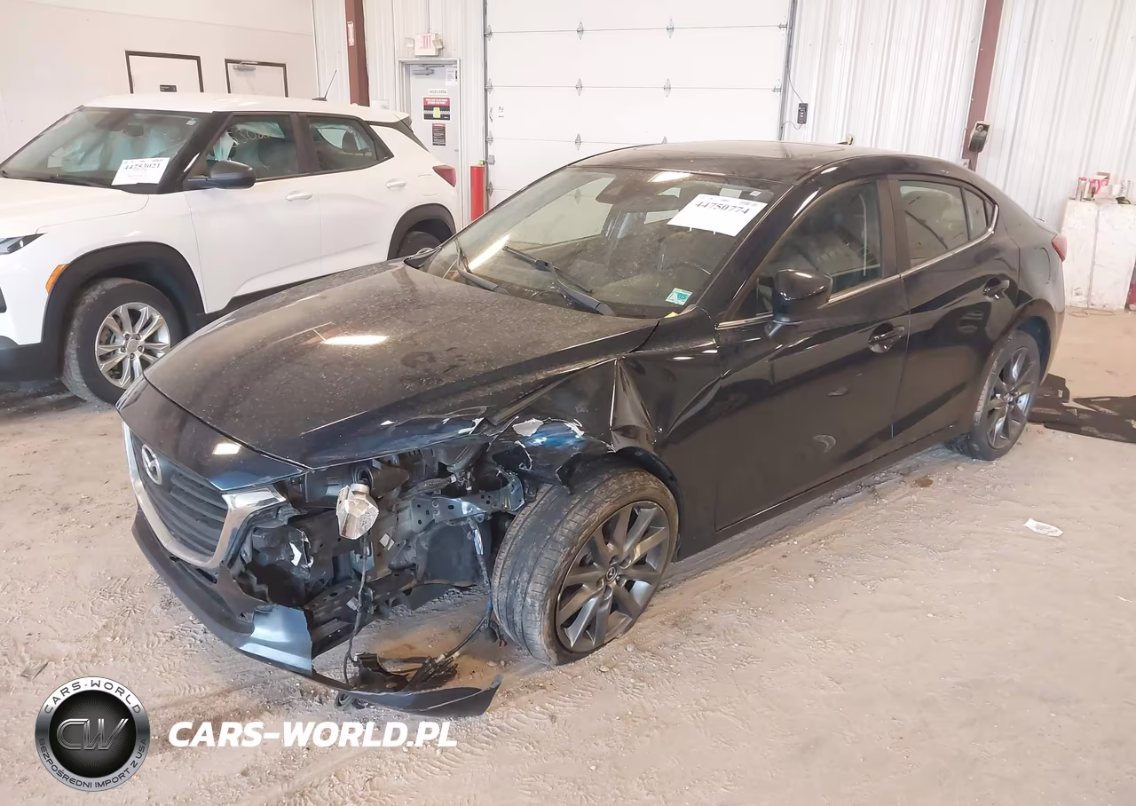 2018 Mazda Mazda3 Touring VIN:3MZBN1V31JM198389 - 2