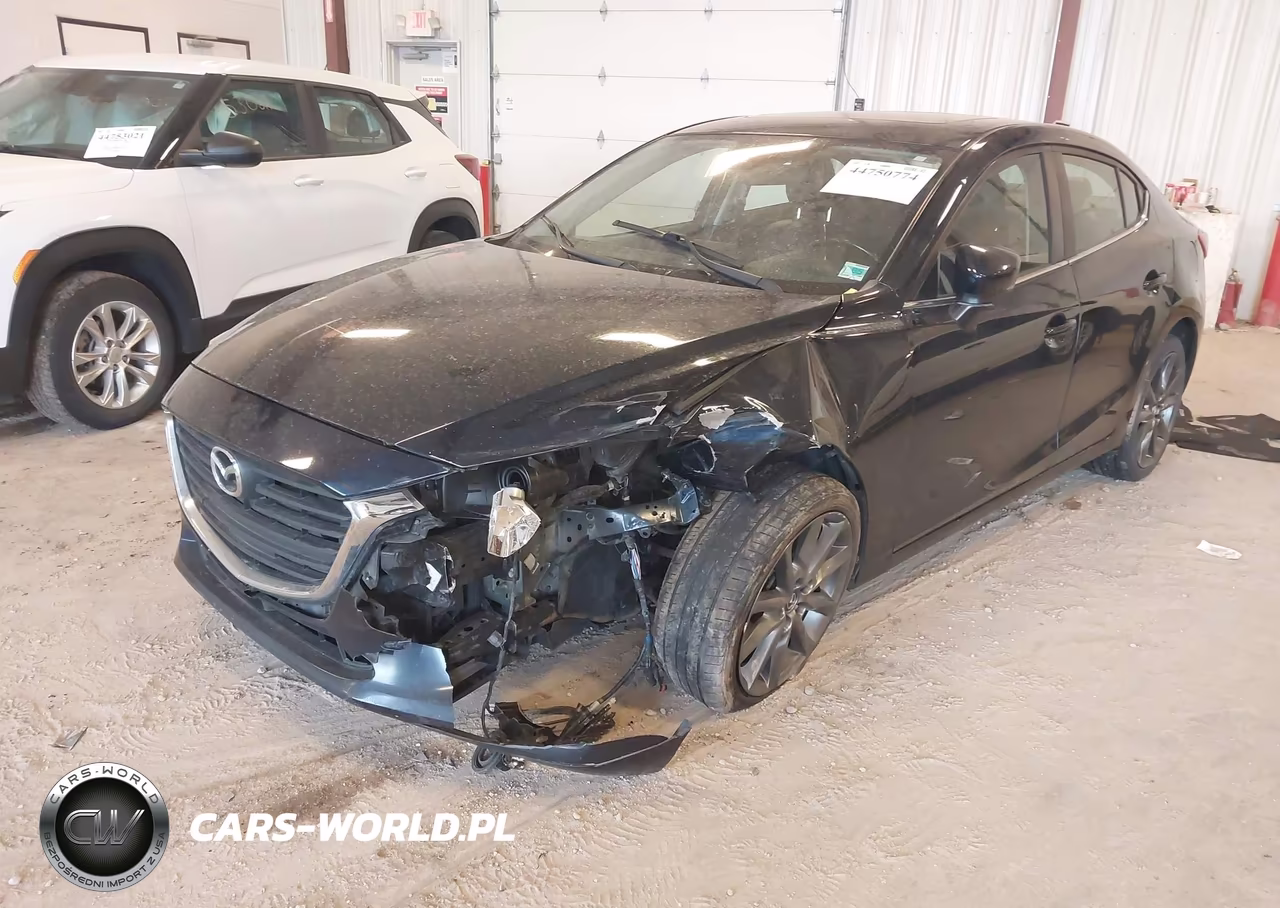 2018 Mazda Mazda3 Touring VIN:3MZBN1V31JM198389 - 6
