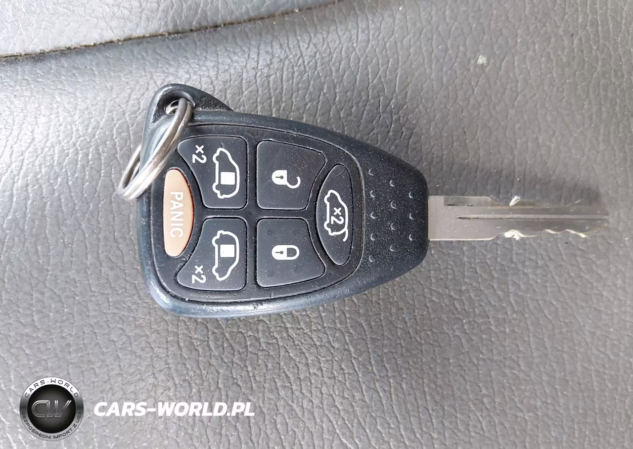 2006 Chrysler Town & Country Touring VIN:2A4GP54L16R670967 - 11