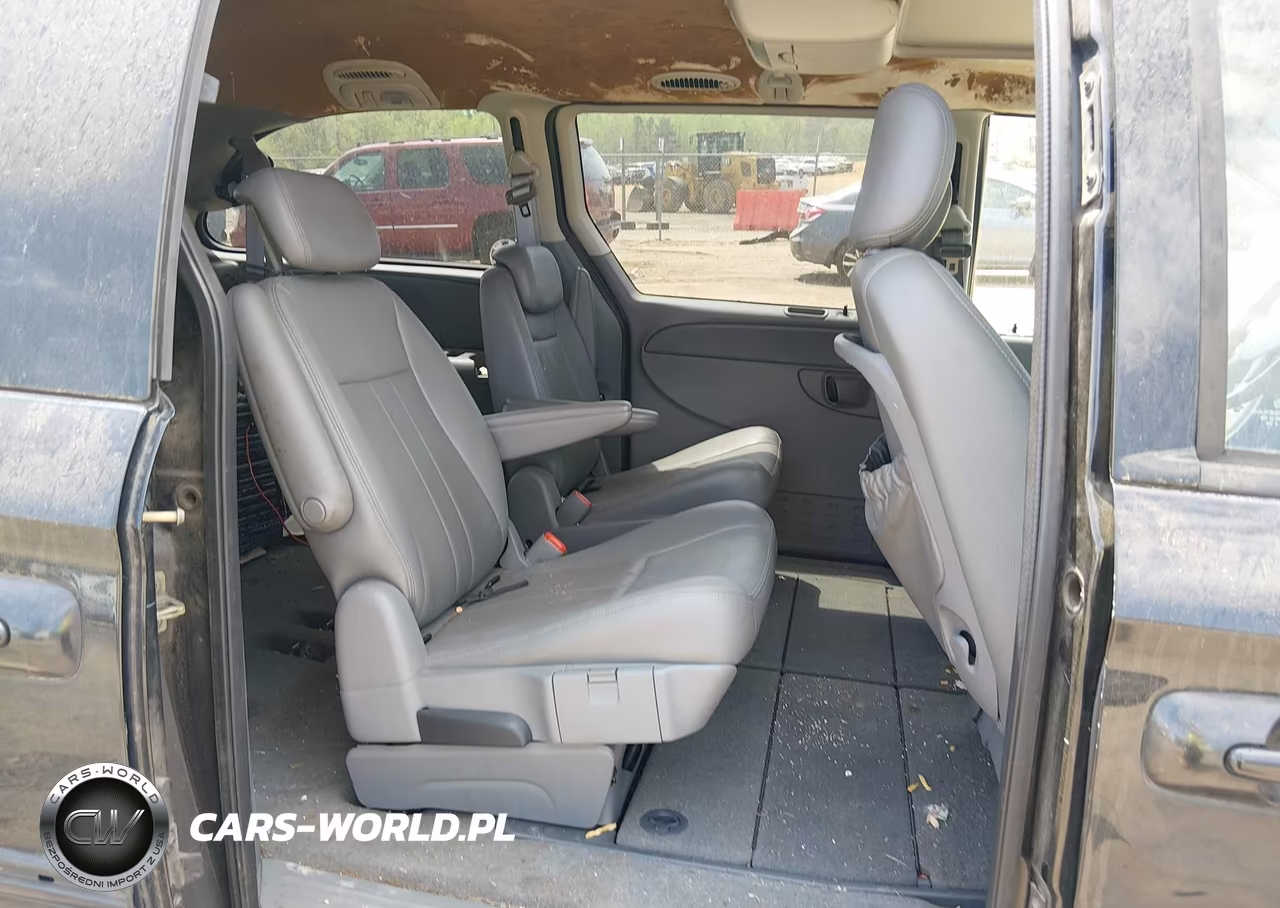2006 Chrysler Town & Country Touring VIN:2A4GP54L16R670967 - 8