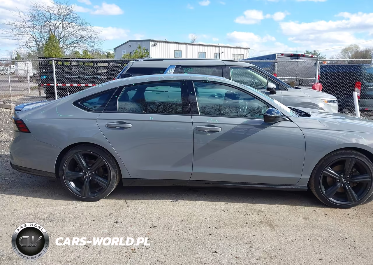 2023 Honda Accord Hybrid Sport-L VIN:1HGCY2F79PA019111 - 13
