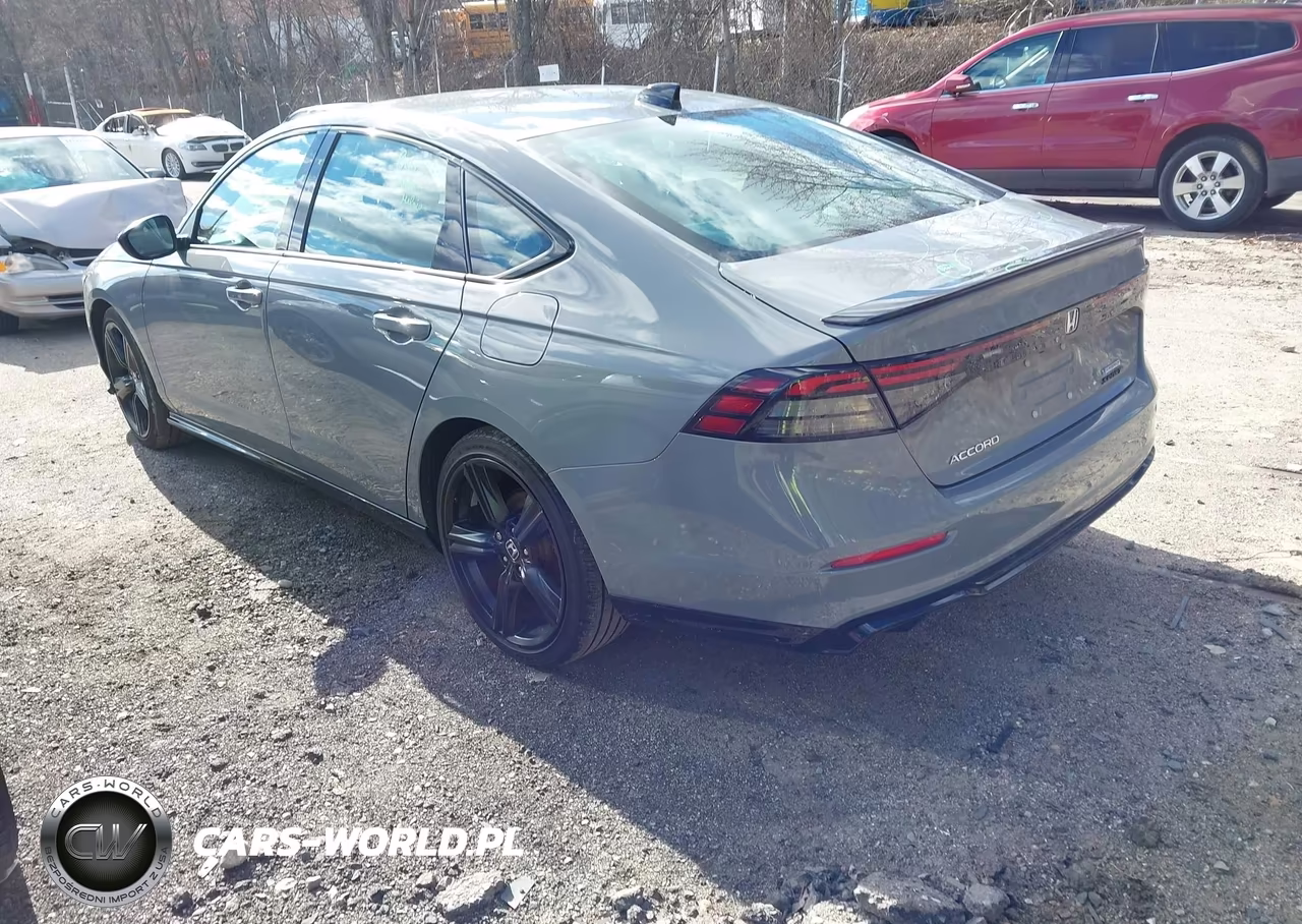 2023 Honda Accord Hybrid Sport-L VIN:1HGCY2F79PA019111 - 3
