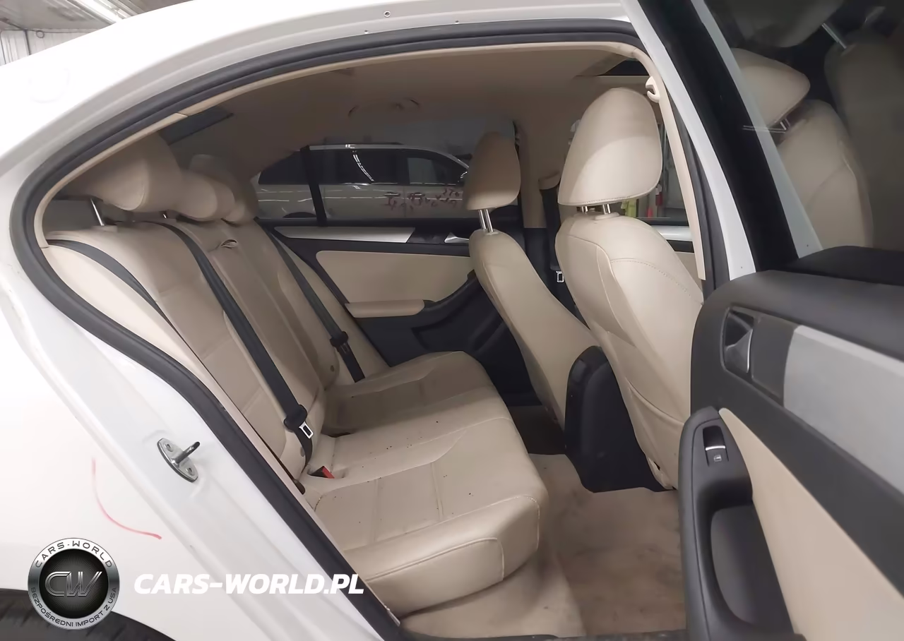 2014 Volkswagen Jetta Hybrid Sel VIN:3VW637AJ8EM234079 - 8