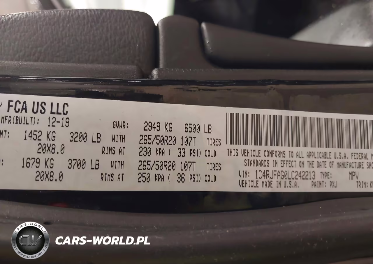 2020 Jeep Grand Cherokee Altitude 4X4 VIN:1C4RJFAG0LC242213 - 9
