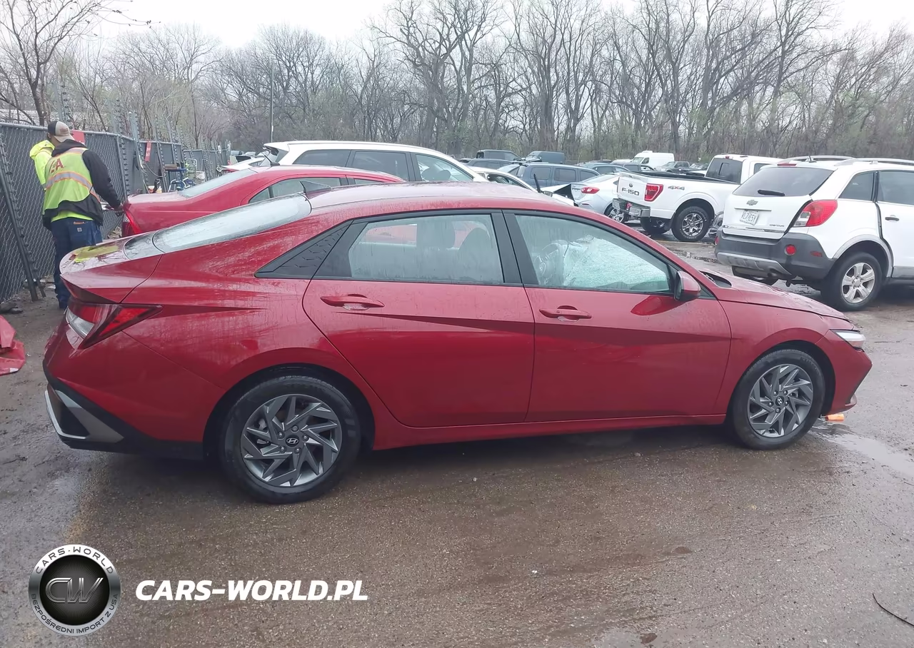 2024 Hyundai Elantra Sel VIN:KMHLM4DG8RU681638 - 14