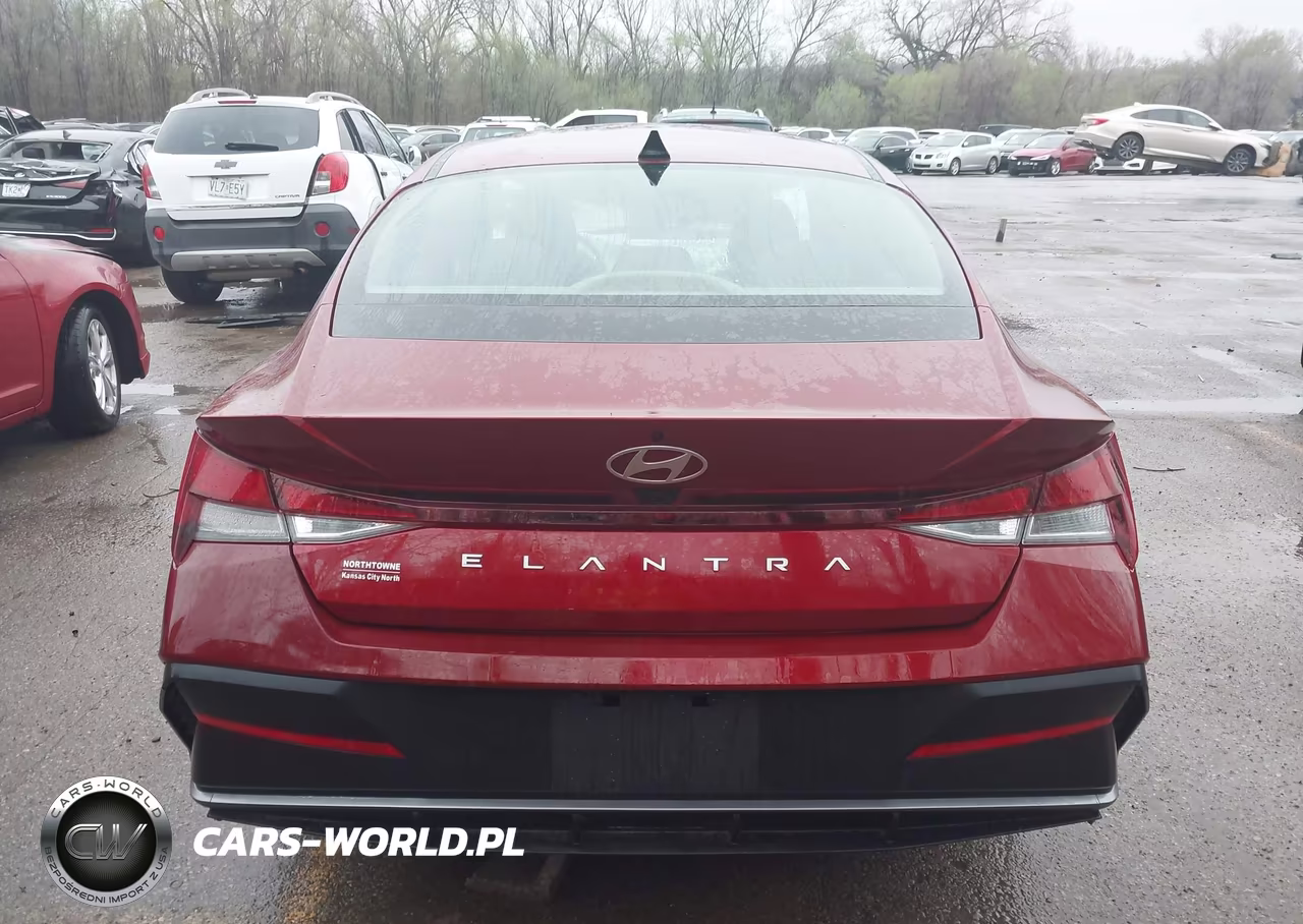 2024 Hyundai Elantra Sel VIN:KMHLM4DG8RU681638 - 17