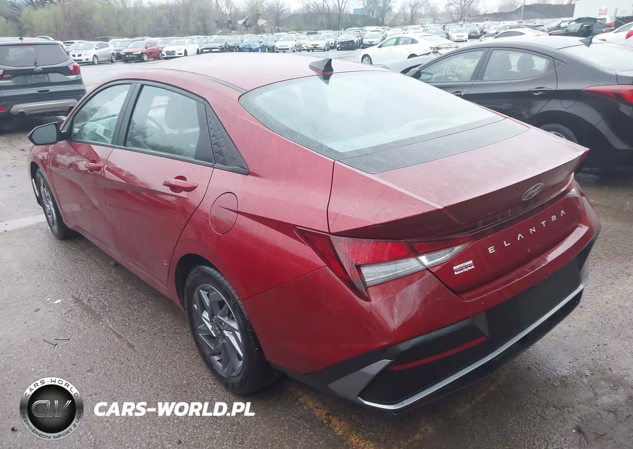 2024 Hyundai Elantra Sel VIN:KMHLM4DG8RU681638 - 3