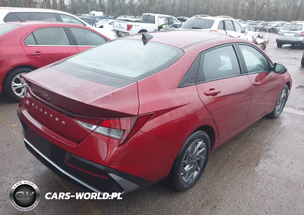 2024 Hyundai Elantra Sel VIN:KMHLM4DG8RU681638 - 4