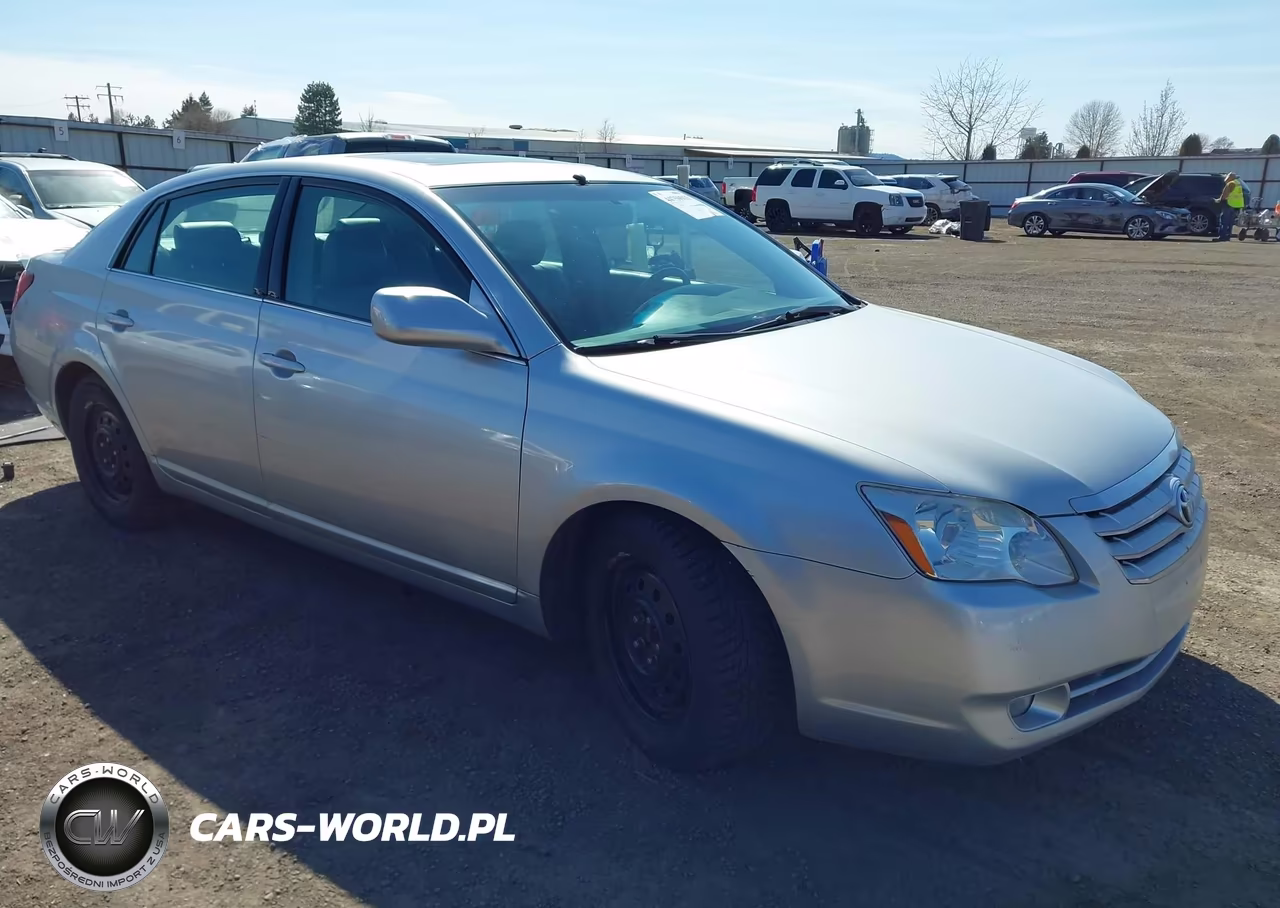 2005 Toyota Avalon Xls